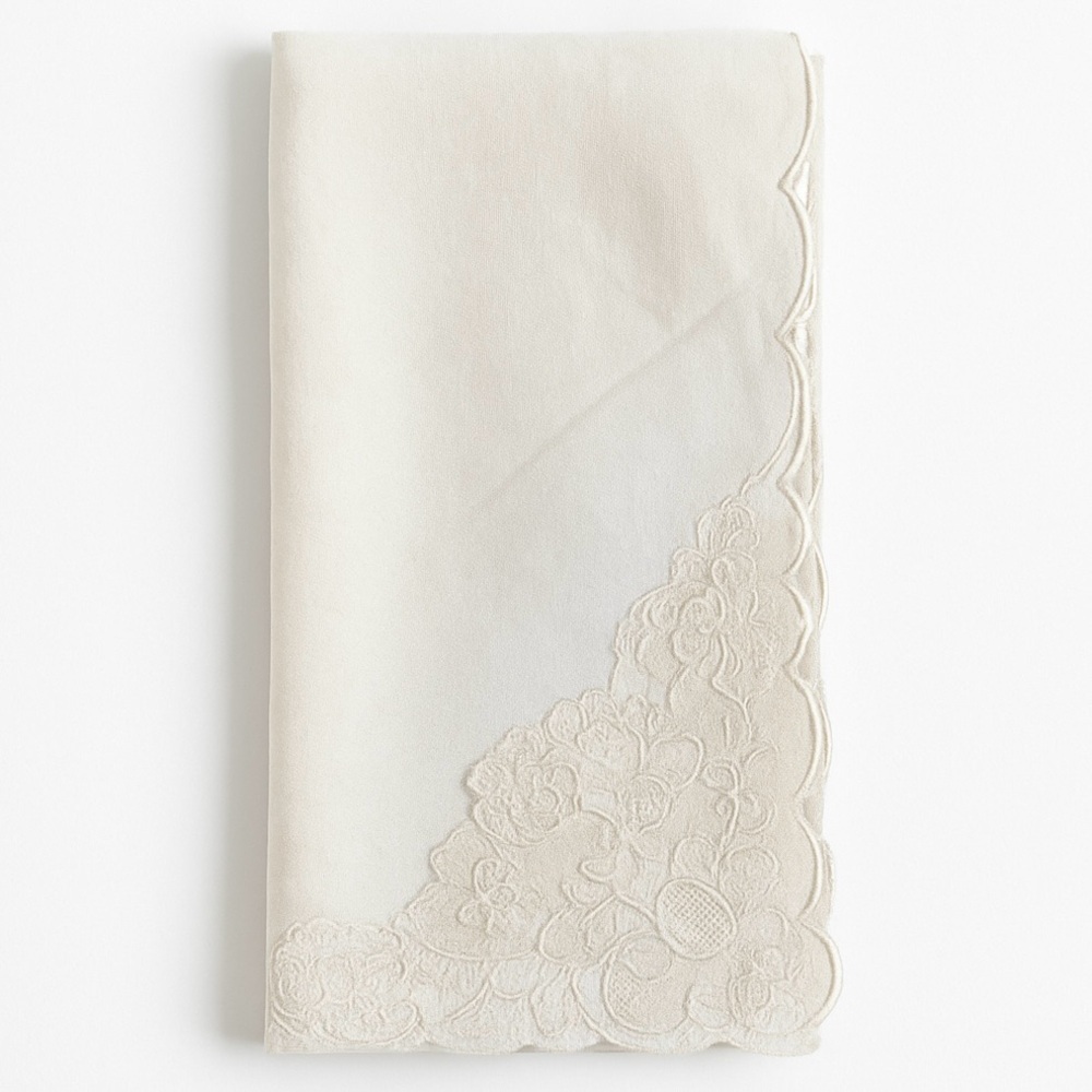 Ivory and Cream Lace Linen Napkin